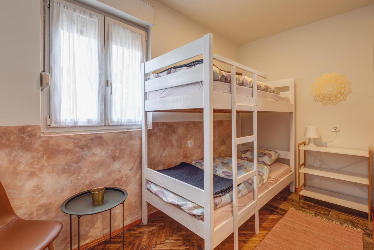 Q Podgorica Beds,Rooms And More Экстерьер фото
