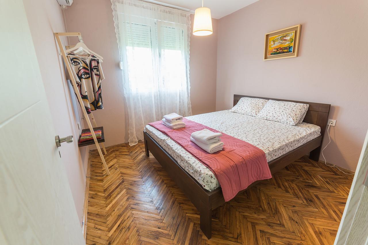 Q Podgorica Beds,Rooms And More Экстерьер фото
